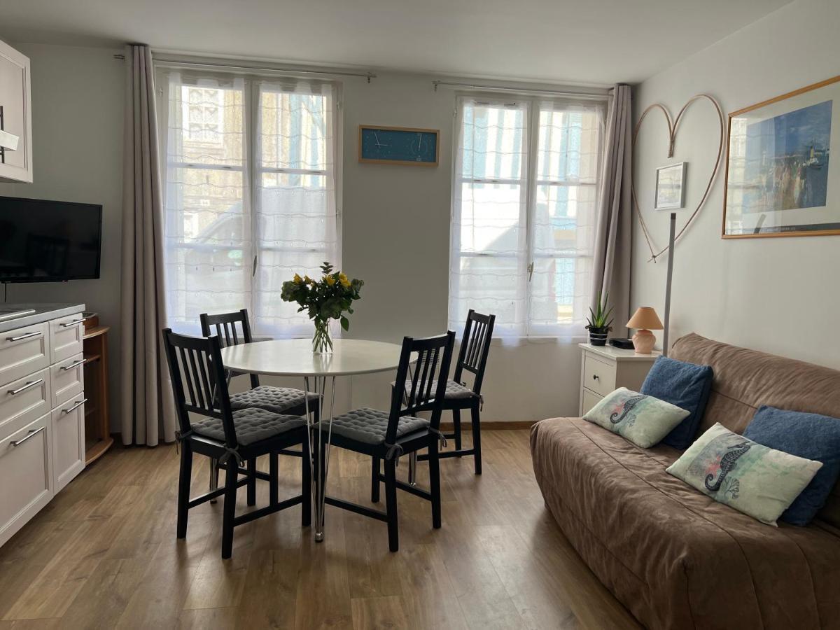 Le Pastel Apartment Honfleur Bagian luar foto