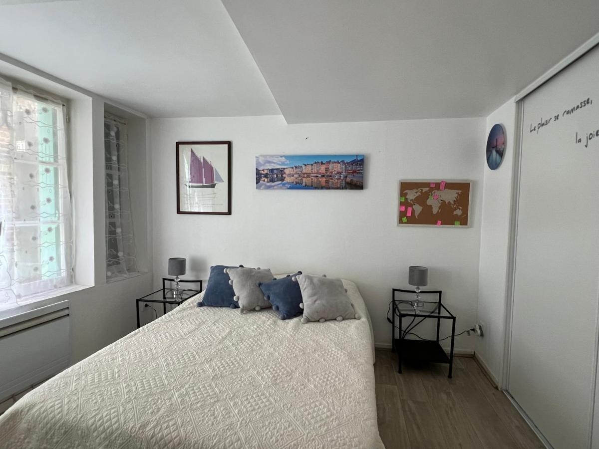 Le Pastel Apartment Honfleur Bagian luar foto